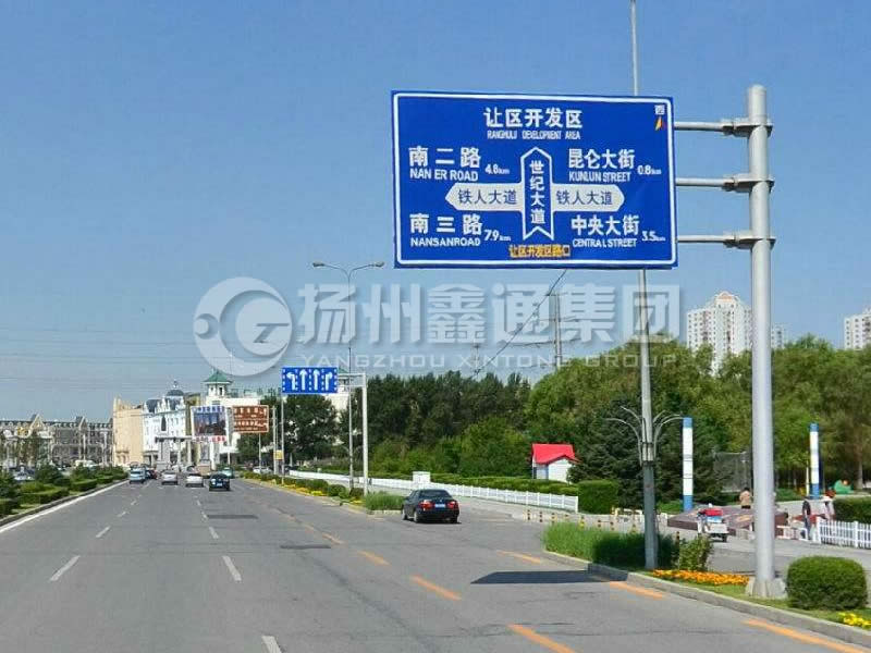 BZG-004，交通標(biāo)志桿，鍍鋅交通標(biāo)志桿
