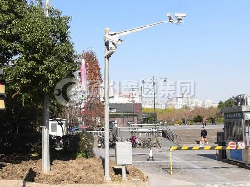 DJG-024，電子警察桿，治安監(jiān)控桿